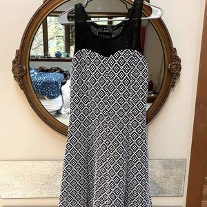 Mid length black&white dress w/black mesh accent